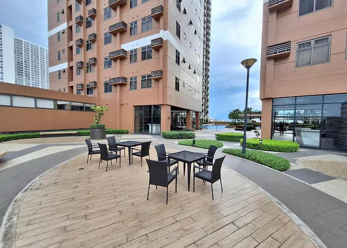 3br Bigspace -100sqm -15px -freeparking -pet -moa,picc,wtc,ccp * Manila